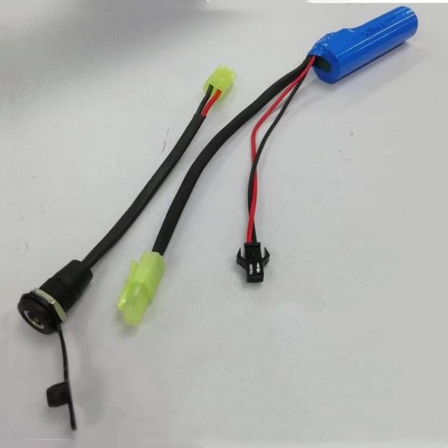 DC5521 위탁 마개를 가진 SM-2P 수도 펌프 건전지 18650 1s 3.7v 2000mAh
