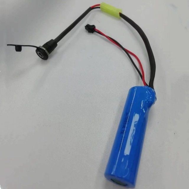 DC5521 위탁 마개를 가진 SM-2P 수도 펌프 건전지 18650 1s 3.7v 2000mAh